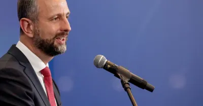Szef MON w Święto Wojsk Lądowych podziękował żołnierzom za codzienną służbę Polsce